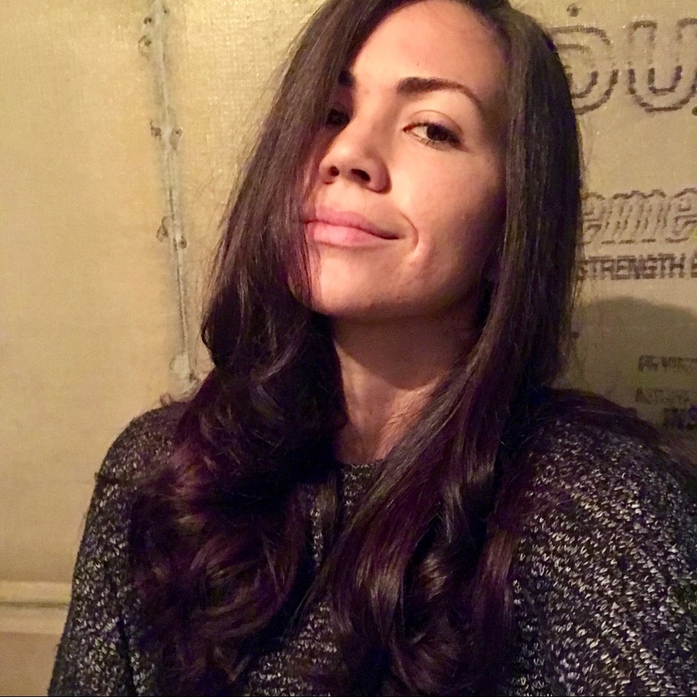 Meet your Posher, Nicole